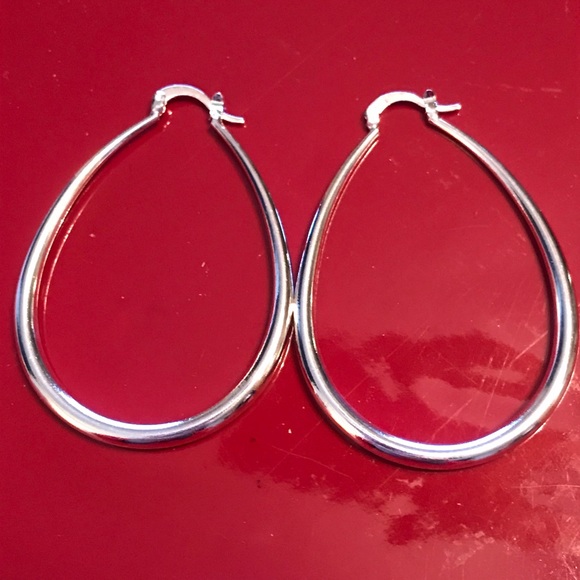 ❤️PEAR SHAPED SMOOTH 925 STERLING SILVER HOOPS - Picture 1 of 5